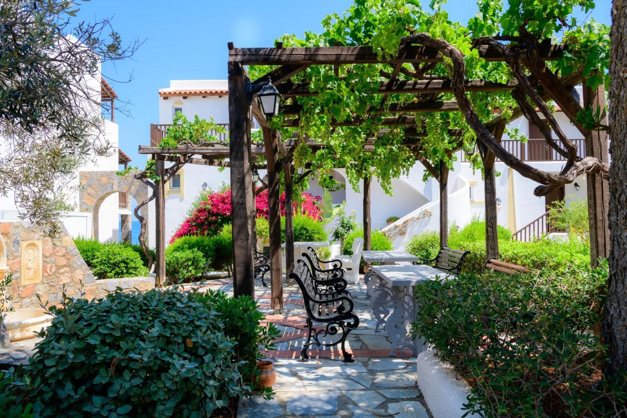 Alexander Beach Hotel & Village Resort Malia Dış mekan fotoğraf